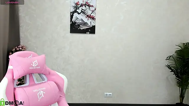 FlirtyAura online show from 10/30/25, 12:56