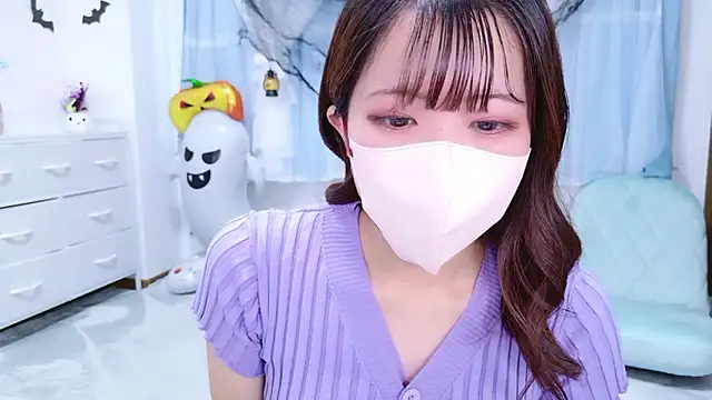 Snapshot of AKO_o0 chatting on 11/03/25, 04:47 AKO o0 online show from 11/03/25, 04:47