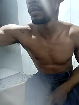 Snapshot of Kesurra chatting on 11/09/25, 04:33 Kesurra online show from 11/09/25, 04:33