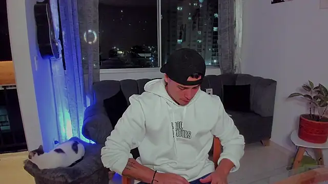 connorsmiith online show from 09/22/25, 02:46