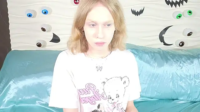 Snapshot of BarbieRichy chatting on 11/01/25, 05:20 BarbieRichy online show from 11/01/25, 05:20