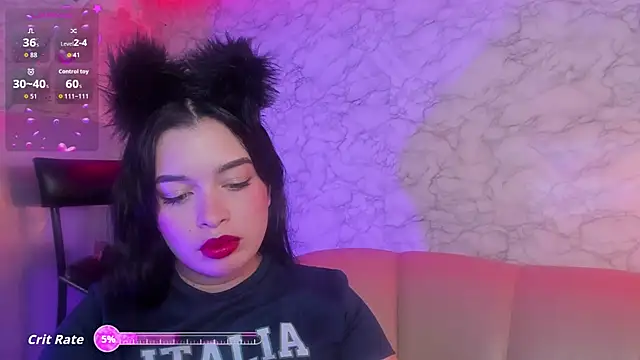 Snapshot of KateLee chatting on 11/12/25, 11:14 KateLee online show from 11/12/25, 11:14