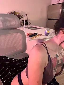 alwaysapril online show from 09/24/25, 03:21