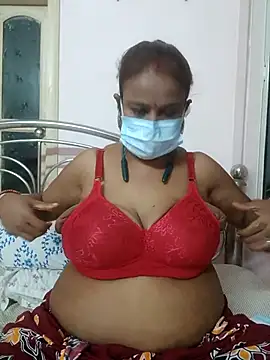 Snapshot of Barna_Love chatting on 10/23/25, 05:55 Barna Love online show from 10/23/25, 05:55