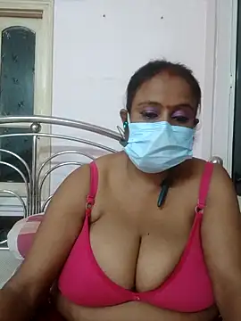 Snapshot of Barna_Love chatting on 11/07/25, 06:08 Barna Love online show from 11/07/25, 06:08