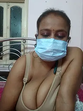 Snapshot of Barna_Love chatting on 11/29/25, 05:16 Barna Love online show from 11/29/25, 05:16