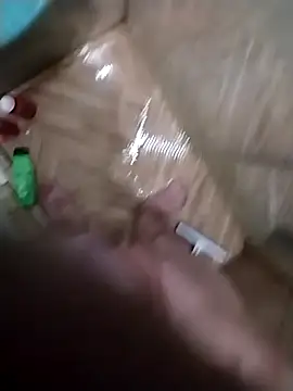 Snapshot of Pio185 chatting on 11/04/25, 09:14 Pio185 online show from 11/04/25, 09:14