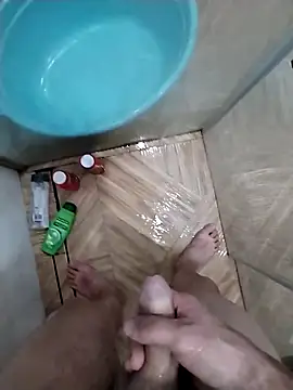 Snapshot of Pio185 chatting on 11/05/25, 08:09 Pio185 online show from 11/05/25, 08:09