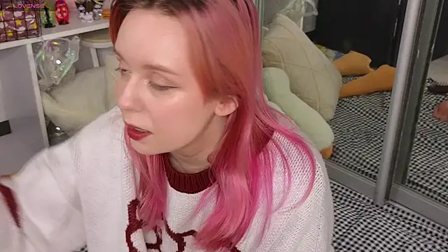 Snapshot of Olivia_Noir chatting on 09/12/25, 10:32 Olivia Noir online show from 09/12/25, 10:32