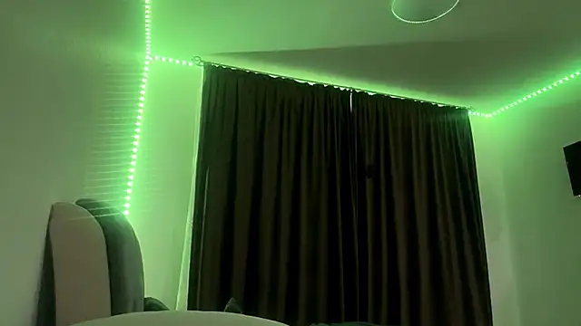GwenFay online show from 09/09/25, 04:06