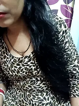Snapshot of Payal-001 chatting on 09/16/25, 06:53 Payal-001 online show from 09/16/25, 06:53