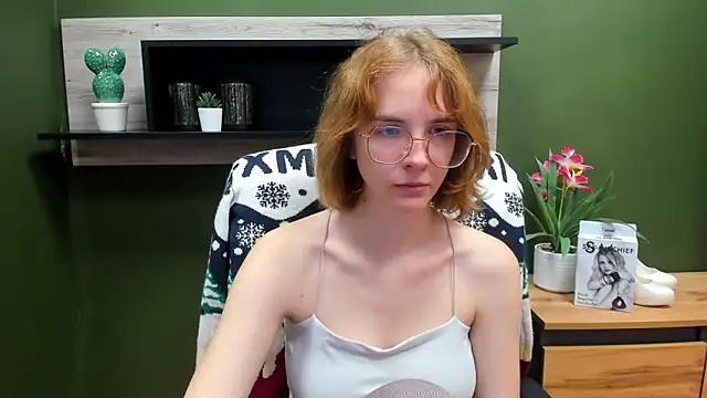 Snapshot of juicyPenny chatting on 09/30/25, 06:29 juicyPenny online show from 09/30/25, 06:29
