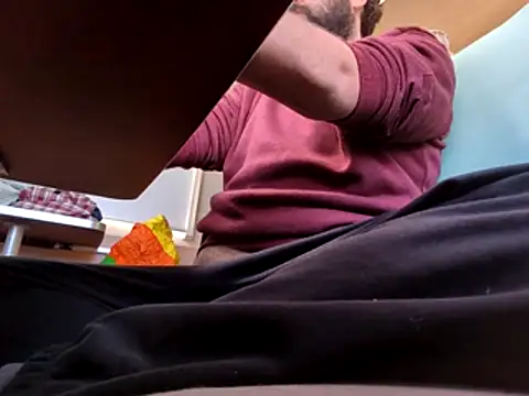 Snapshot of Jonpol74_ chatting on 11/10/25, 01:43 Jonpol74 online show from 11/10/25, 01:43