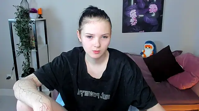 Leila xxBaby online show from 11/22/25, 06:51