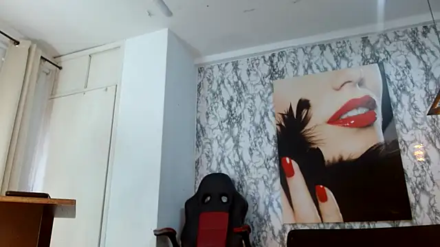 Snapshot of mariani_smith chatting on 10/20/25, 12:05 mariani smith online show from 10/20/25, 12:05