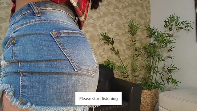 katspicy  online show from 10/17/25, 01:03