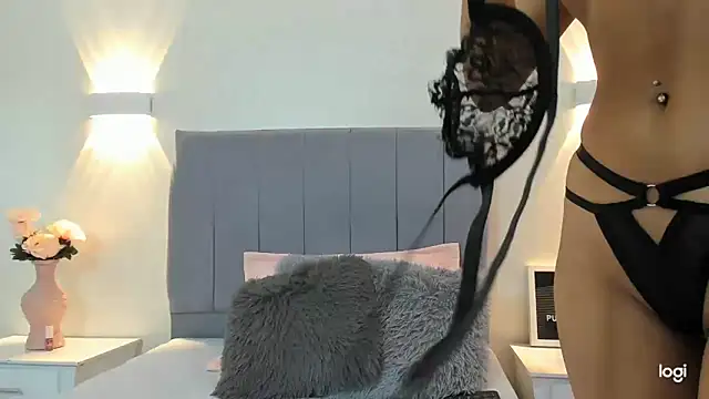 Emiily cooper x online show from 09/12/25, 01:44