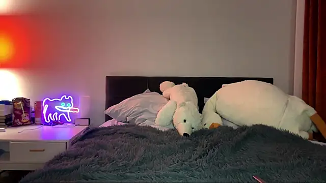 milastretch online show from 10/09/25, 09:35