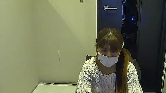 Snapshot of SAKI_saki_01 chatting on 10/21/25, 10:05 SAKI saki 01 online show from 10/21/25, 10:05