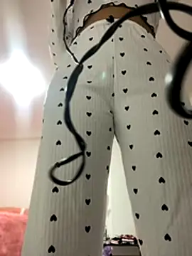 JuanitaMore01 online show from 10/31/25, 12:33