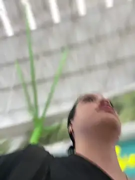 JuanitaMore01 online show from 11/04/25, 08:19