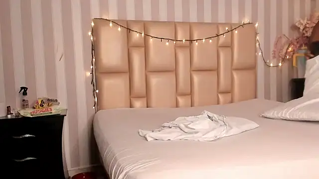 Snapshot of DarkHoneyy chatting on 10/01/25, 06:08 DarkHoneyy online show from 10/01/25, 06:08