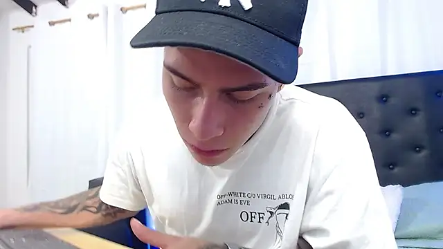 setthomas online show from 11/04/25, 02:16