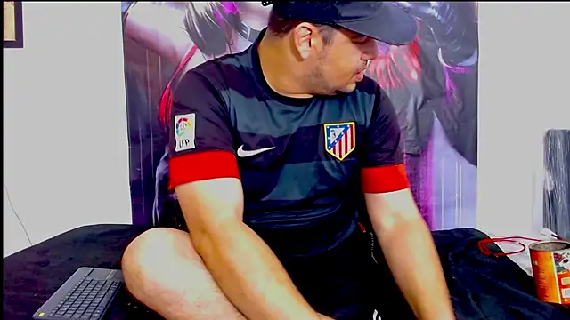 Snapshot of smith_hot29 chatting on 09/12/25, 04:01 smith hot29 online show from 09/12/25, 04:01