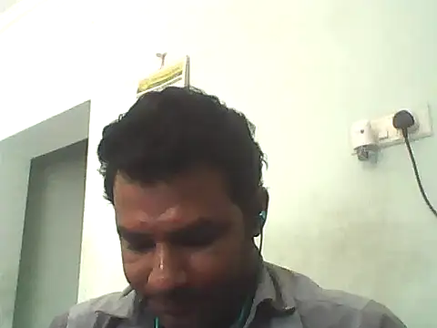 Snapshot of Hot_more chatting on 10/10/25, 06:34 Hot more online show from 10/10/25, 06:34