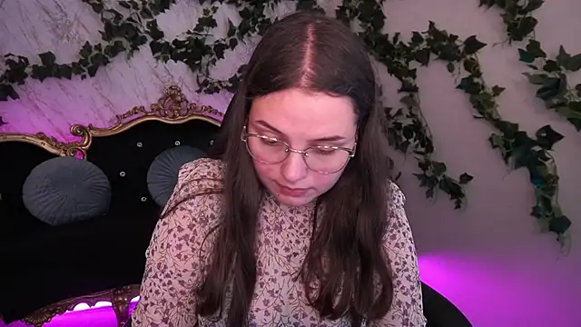 SophieDreamss online show from 10/10/25, 12:59