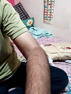 Snapshot of mehulsomm7 chatting on 09/20/25, 05:58 mehulsomm7 online show from 09/20/25, 05:58