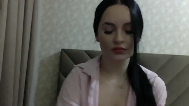 Snapshot of Lulii24 chatting on 09/10/25, 08:31 Lulii24 online show from 09/10/25, 08:31