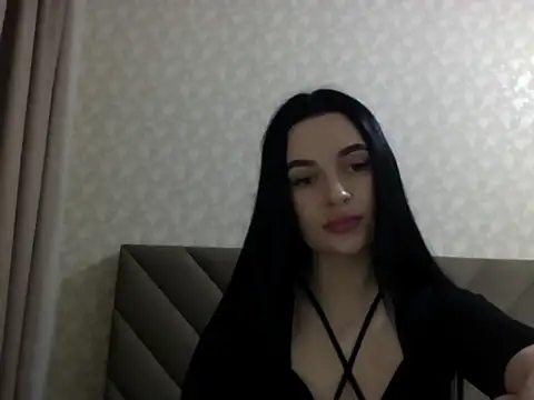 Snapshot of Lulii24 chatting on 09/14/25, 10:42 Lulii24 online show from 09/14/25, 10:42