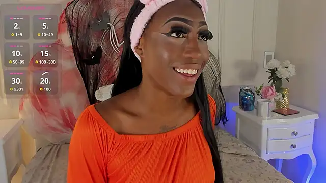 Anamonrroe online show from 11/03/25, 12:39