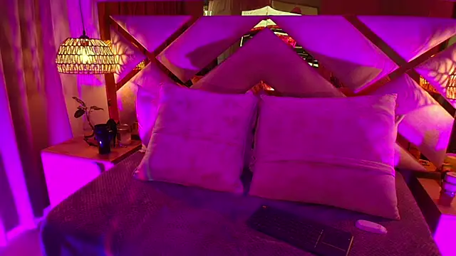 Scarlett Vegaa online show from 11/01/25, 11:34