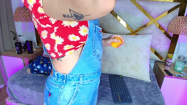 Scarlett Vegaa online show from 11/03/25, 11:22