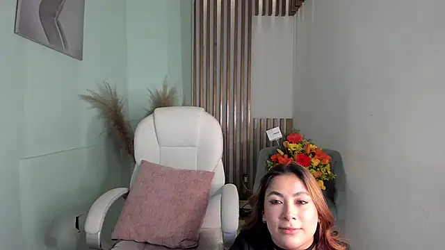 MacarenaRosse online show from 11/12/25, 08:41