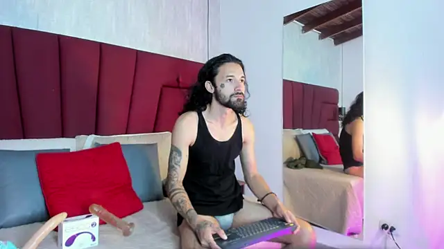 Hisoka 011 online show from 11/18/25, 01:00