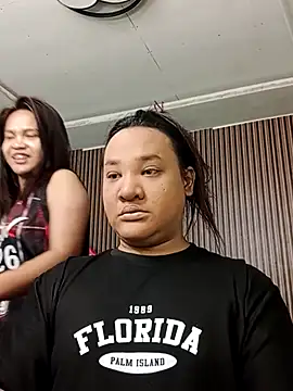 Hotcum ella online show from 10/27/25, 11:20