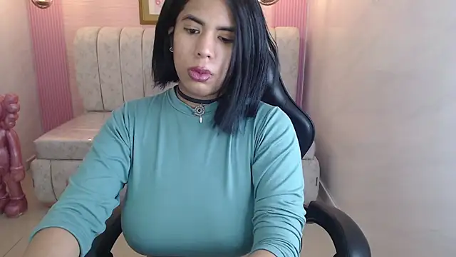 ambar fox s online show from 10/19/25, 03:07