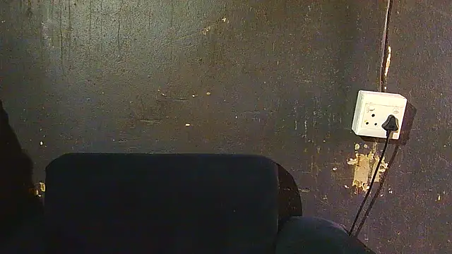 Snapshot of Augustine-Blooomxx chatting on 10/24/25, 02:46 Augustine-Blooomxx online show from 10/24/25, 02:46