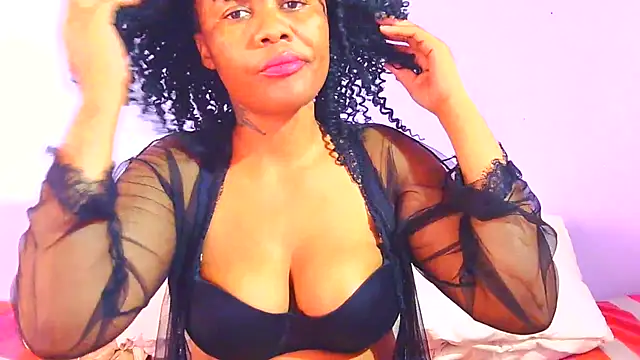 Snapshot of Augustine-Blooomxx chatting on 11/30/25, 10:08 Augustine-Blooomxx online show from 11/30/25, 10:08