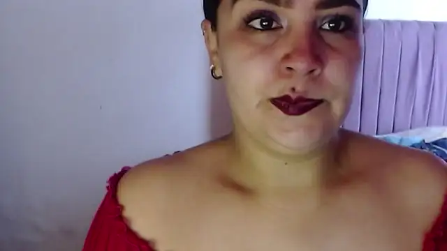 Salma deep online show from 10/16/25, 02:07