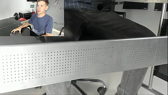 lara and danny online show from 10/09/25, 07:34