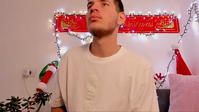 lara and danny online show from 11/14/25, 01:21