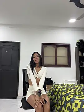 Snapshot of sahraparker chatting on 10/09/25, 01:14 sahraparker online show from 10/09/25, 01:14