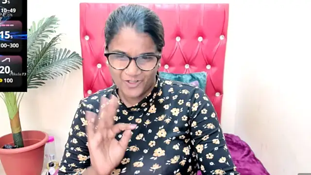 Strawberry Lips online show from 09/24/25, 05:00