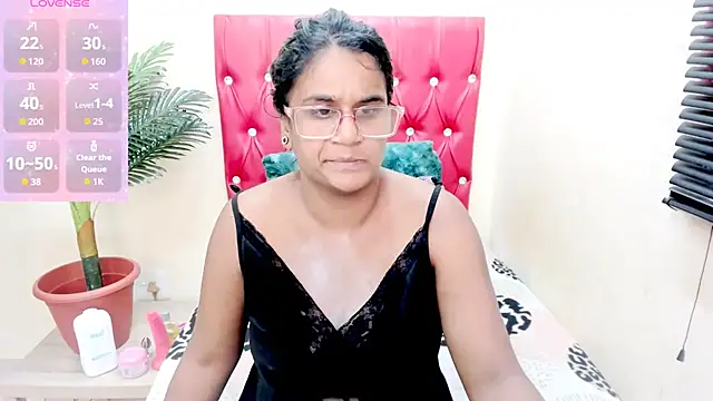 Strawberry Lips online show from 11/01/25, 05:31