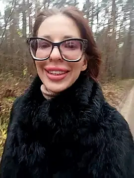 Snapshot of llass55 chatting on 11/13/25, 09:08 llass55 online show from 11/13/25, 09:08