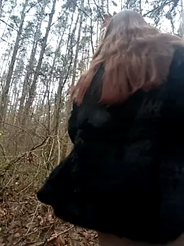 Snapshot of llass55 chatting on 11/14/25, 09:19 llass55 online show from 11/14/25, 09:19